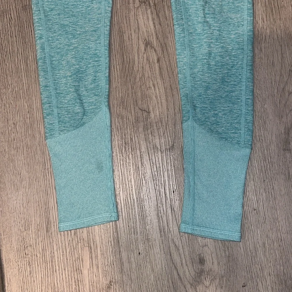 Alo Yoga leggings